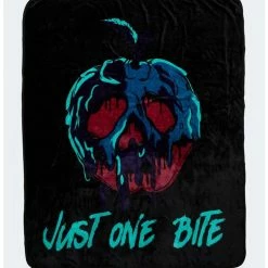 New 👍 Disney Snow White And The Seven Dwarfs One Bite Throw Blanket 🔥