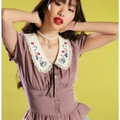 Coupon 🛒 Her Universe Disney Snow White And The Seven Dwarfs Peasant 👧 Girls Woven Top 🎁