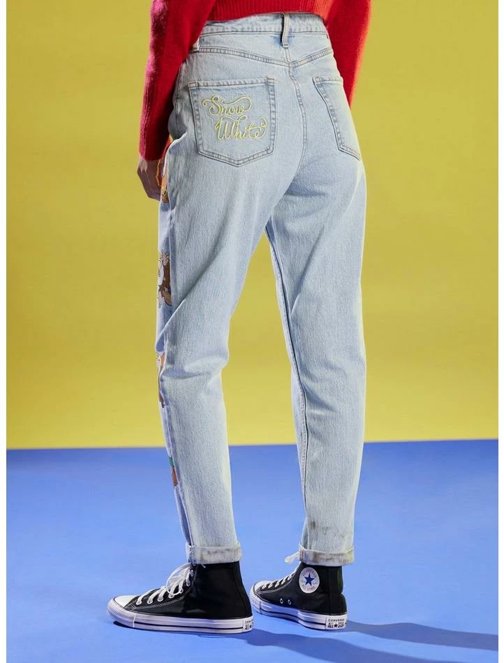 Hot Sale 🎁 Her Universe Disney Snow White And The Seven Dwarfs Mom 👖 Jeans 😀 - Image 3