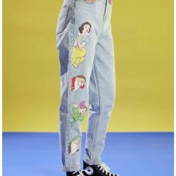 Hot Sale 🎁 Her Universe Disney Snow White And The Seven Dwarfs Mom 👖 Jeans 😀