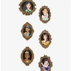 Brand new ❤️ Disney Princess Gold Portrait Blind Box Enamel Pin 🥰